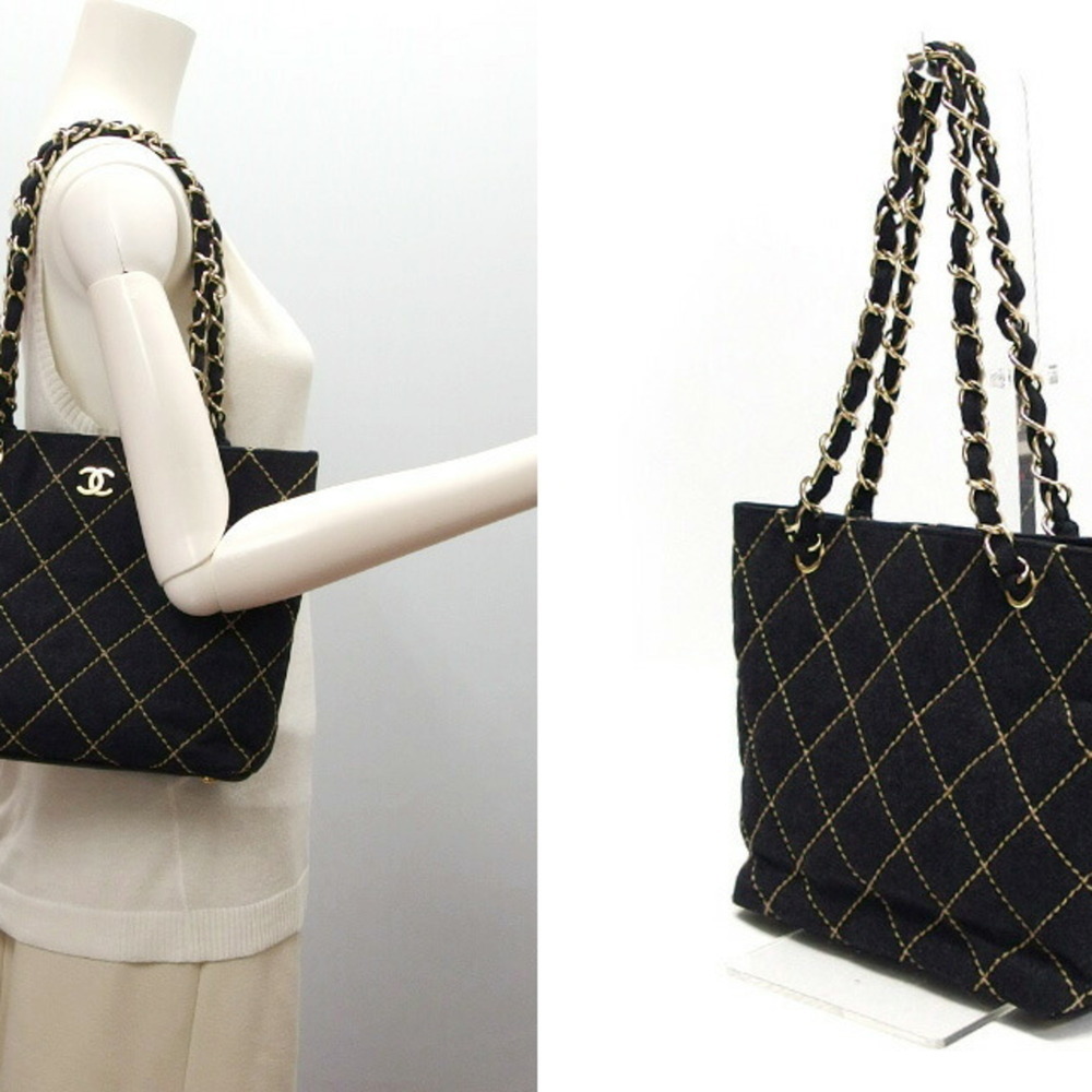 CHANEL Black Logo Shoulder Bag - Picture 3 of 11